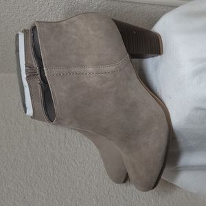 Old Navy Booties
